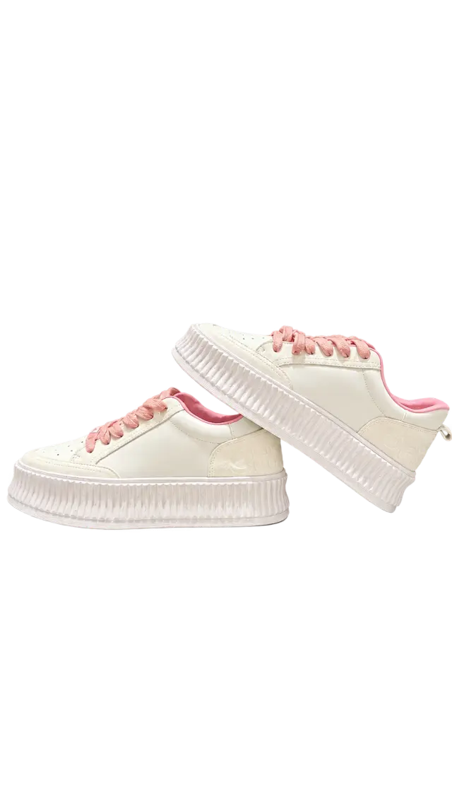Chanel Platform Sneakers أبيض وزهر