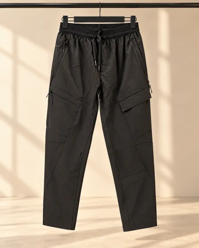 Sports Cargo Joggers أسود