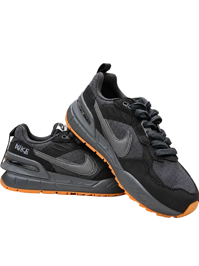 Nike Phoenix Waffle أسود