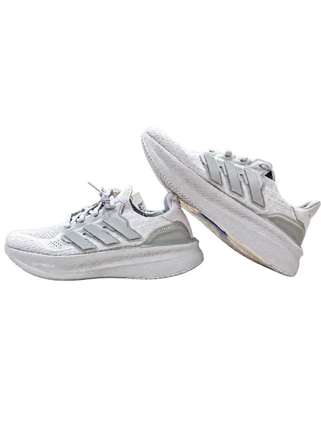 Ultraboost Light رمادي