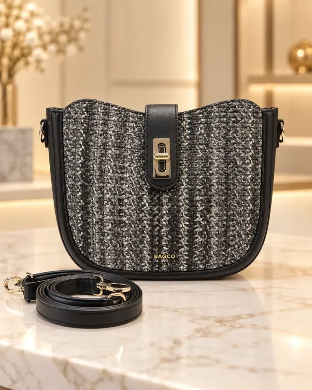 two-tone woven crossbody bag أسود
