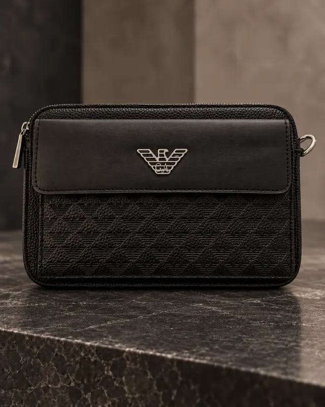 Emporio Armani Textured Crossbody Bag أسود