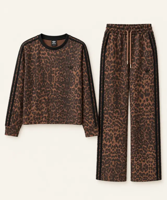 adidas  Leopard Crewneck Sweatshirt بني