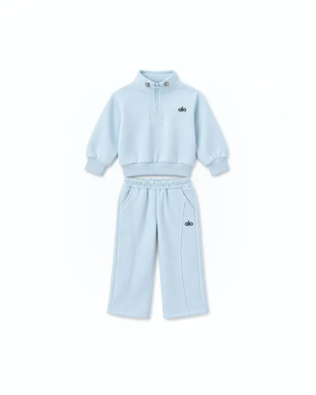 Alo Yoga Kids Accolade  Set. أزرق فاتح -سماوي