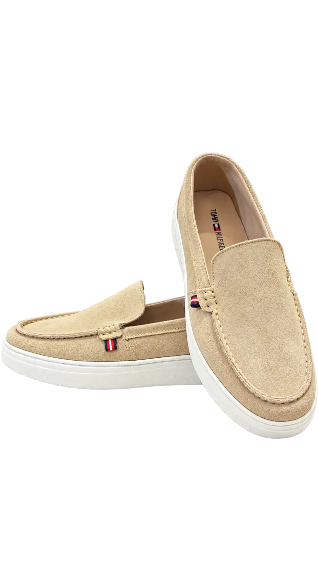 Tommy Hilfiger بيج فاتح